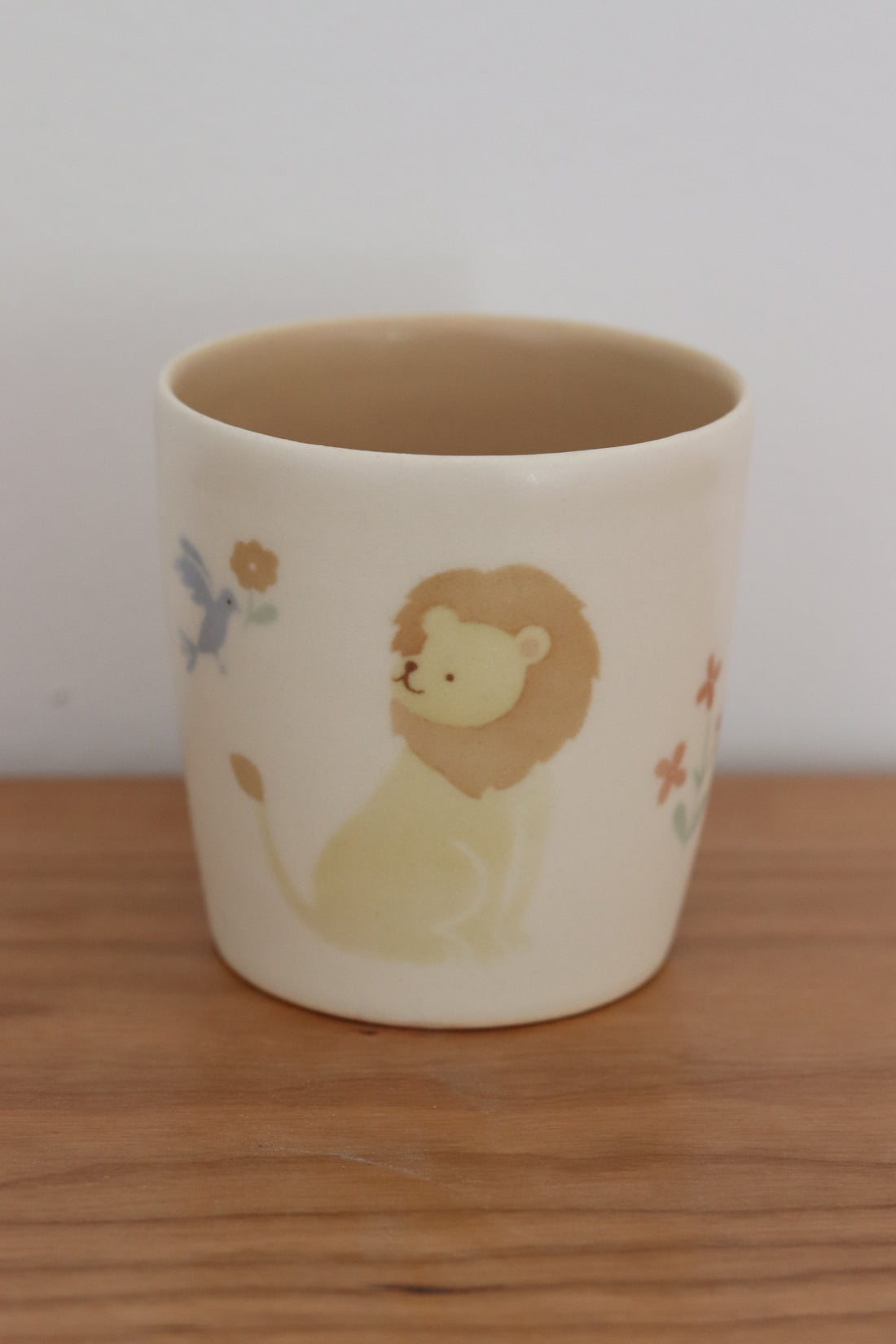 Buncho Pottery Lion Tea Cup