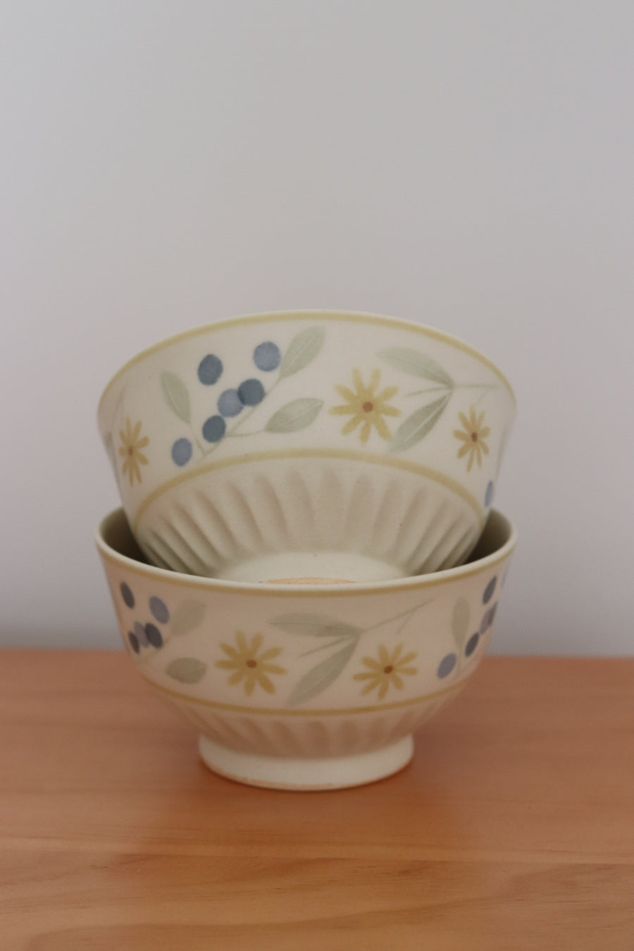 Buncho Pottery Flower and Berry Bowl - Blue