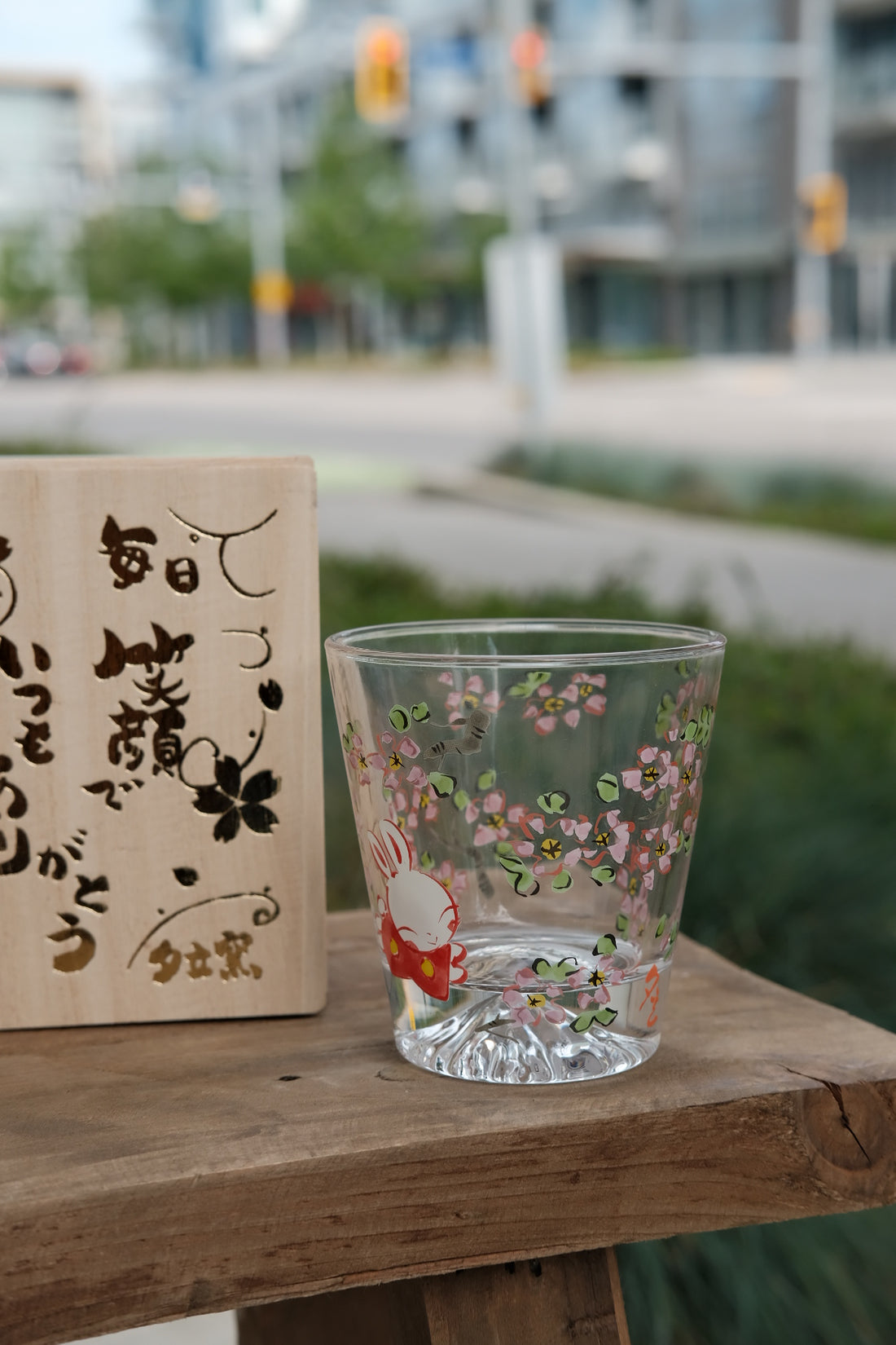夕立窑今昔物語兔兔富士山玻璃杯-礼盒装