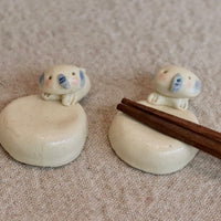 Seto Ware Animal Chopstick Rest