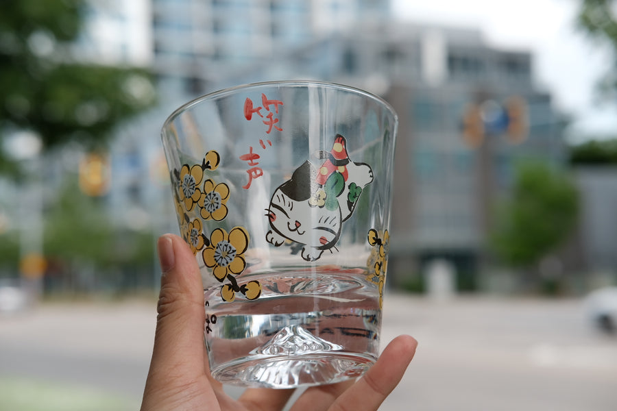 Yudachigama Fuji Mountain Glass Cup-Cat With Mume