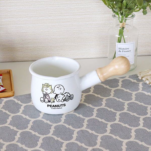 Japanese Enamel Snoopy Peanuts Milk Pot