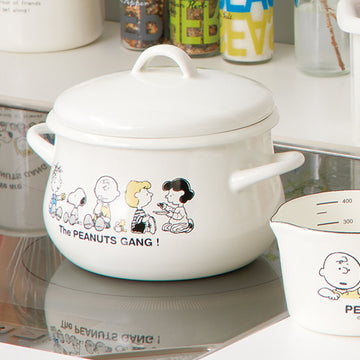 Japanese Enamel Snoopy Peanuts Pot - 1.6L