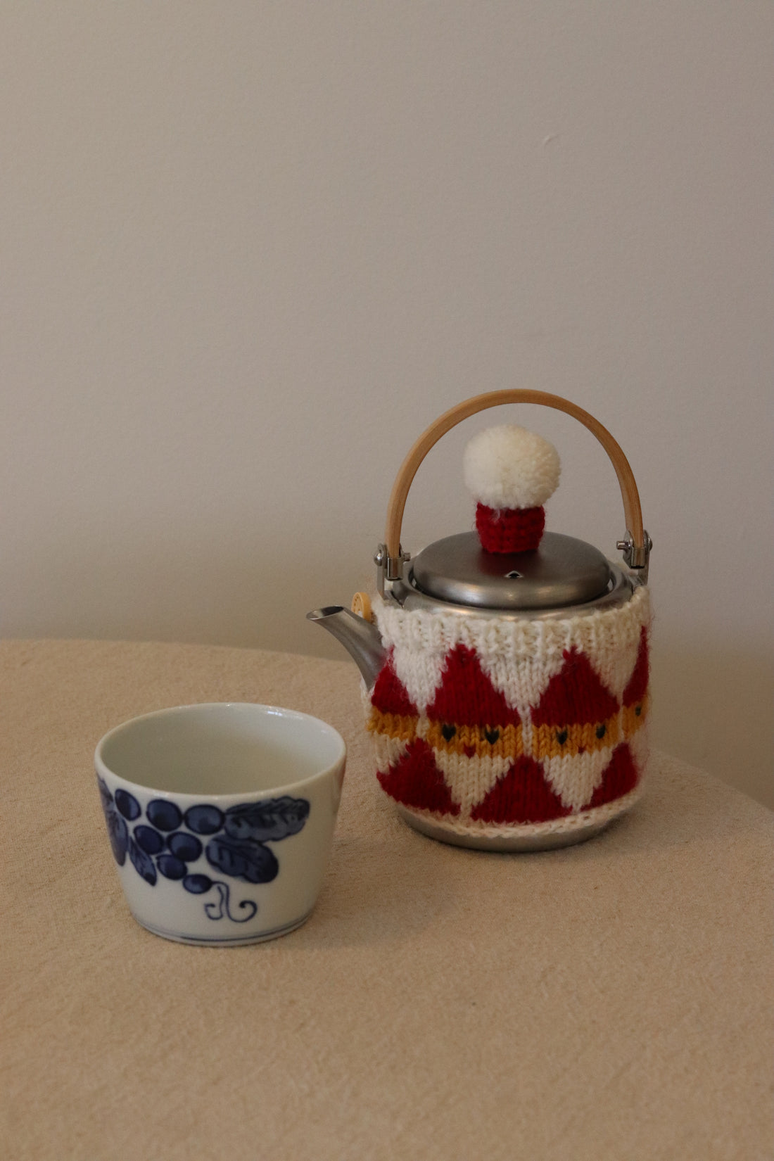 Kobo Aizawa Teapot Sweater