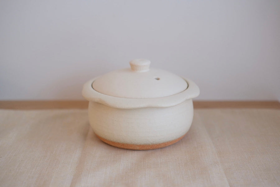 Japanese Flower Donabe Clay Pot