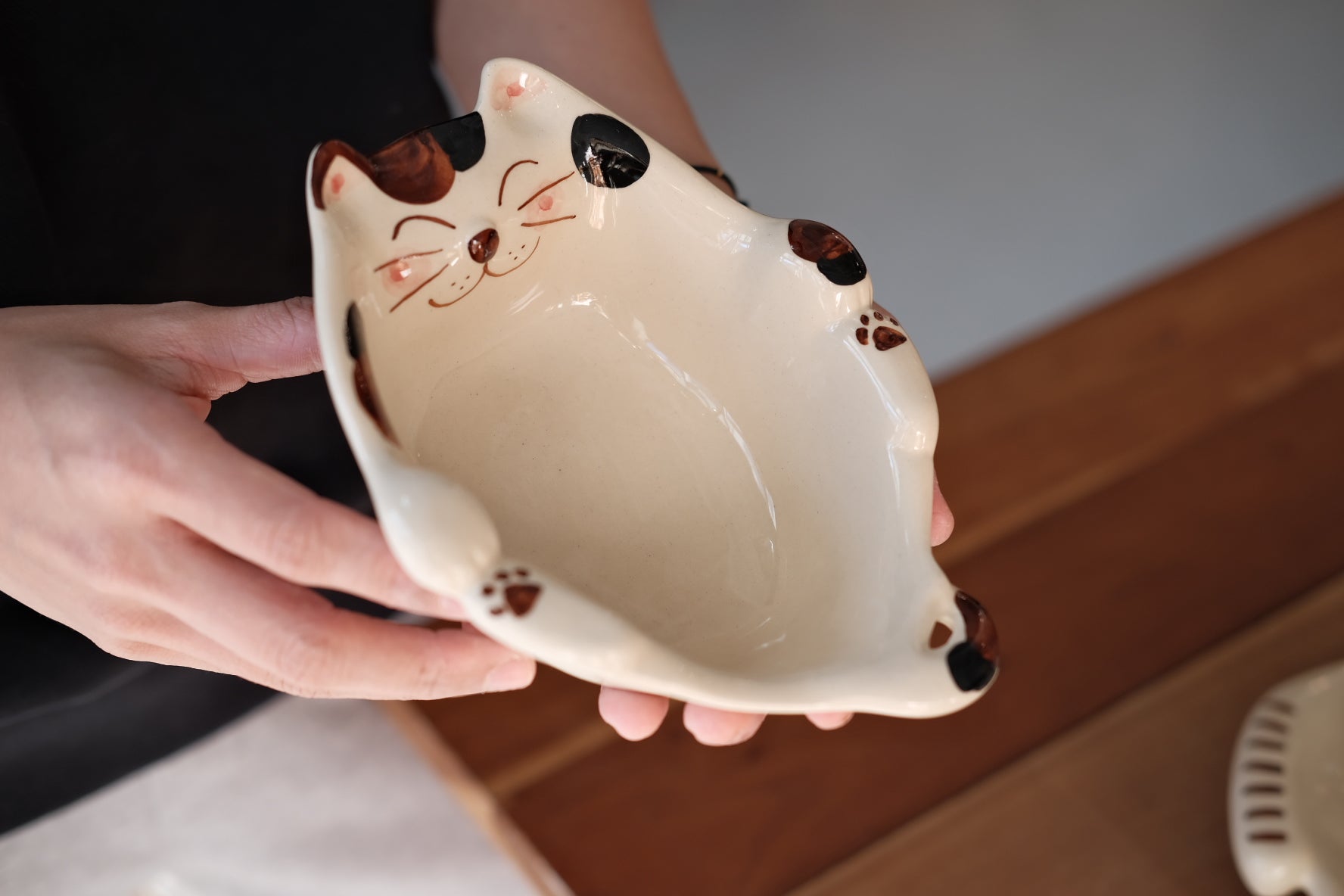 Large Deep Plate and Bowl - Cat