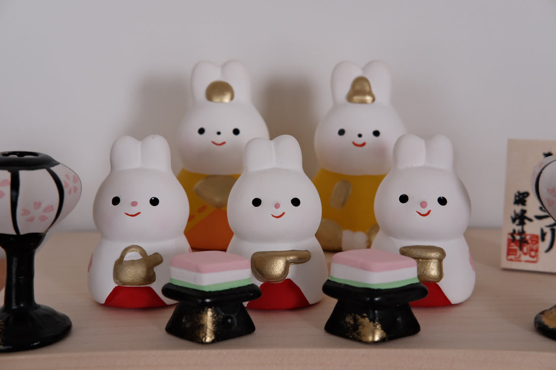 日本手作兔兔陶瓷摆件