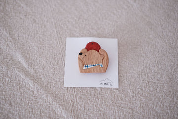 Bear brooch(apple and scarf) - By Japanese artist Kinone