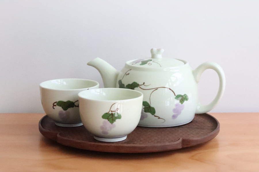 Japanese Bunny Grape Teapot with Teacups