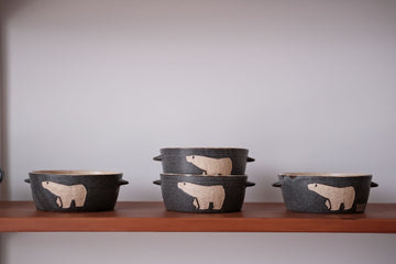 Bear Oven Bowl - By Japanese artist田中遼馬 Kokeiro