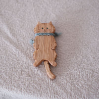 Cat brooch(brown/black) - By Japanese artist Kinone