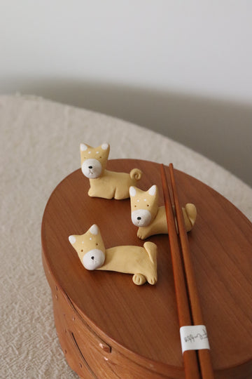日本创意粗陶手作筷架 柴犬